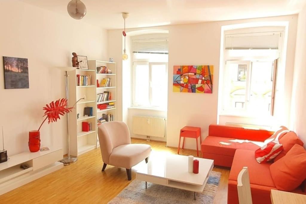 Your Sunny Home Away From Home Wien Ngoại thất bức ảnh